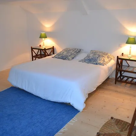 Le Petit Logis Bed & Breakfast 3*